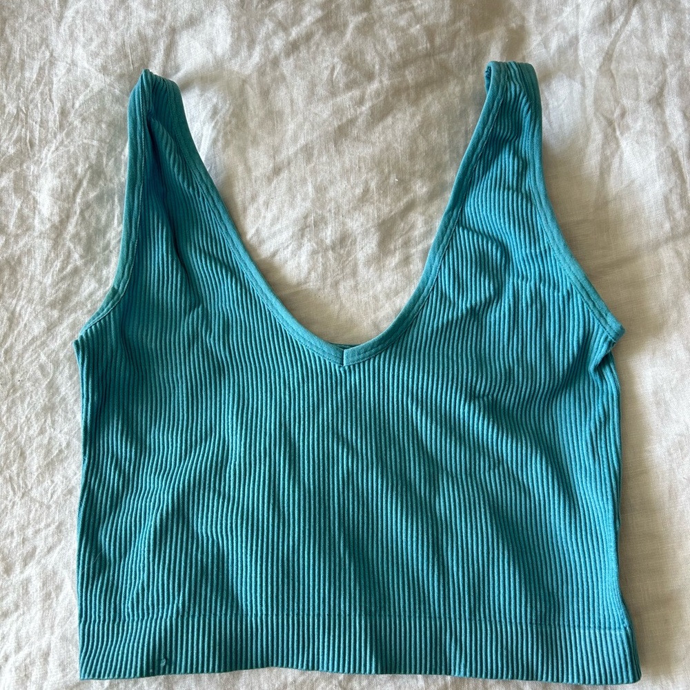 Colsie Aqua Ribbed V-Neck Top